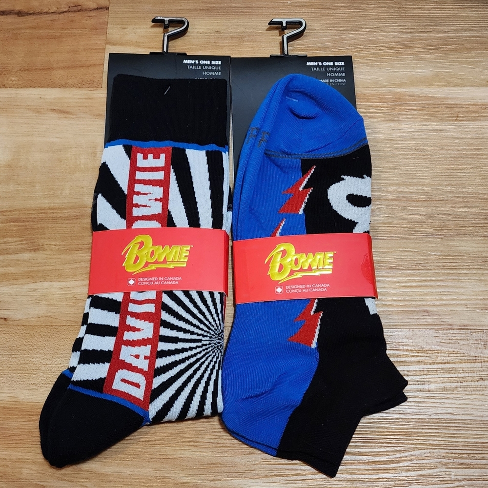 NWT David Bowie Socks (2 pair) Men's 7-12 crew & ankle